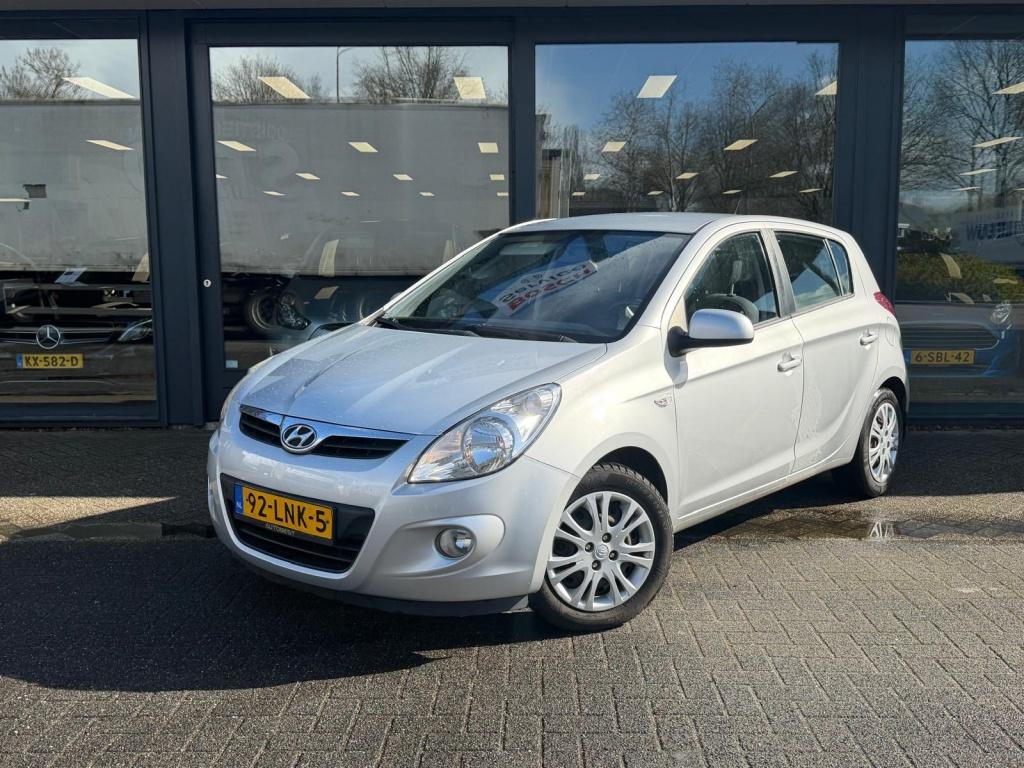Hyundai i20 1.2i Business Ed. NAP” Clima contr. 5-Deurs, 450 kg, Gebruikt, 31 €/maand, 4 cilinders