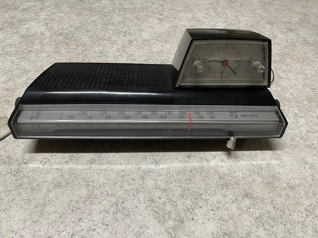 Vintage Philips wekkerradio met klok - Zwart, Ophalen of Verzenden, Gebruikt, Radio