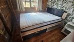 Bed 140 breed, Huis en Inrichting, Slaapkamer | Bedden, Ophalen, Zwart, Tweepersoons, Zo goed als nieuw
