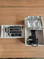 Te koop oude filmcamera met bijbehorende lamp, Ophalen of Verzenden, Filmcamera