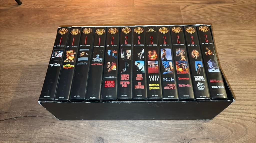 Double Action videoband collectie: 20 films van Warner Bros, Cd's en Dvd's, Vanaf 16 jaar, Ophalen of Verzenden, Zo goed als nieuw