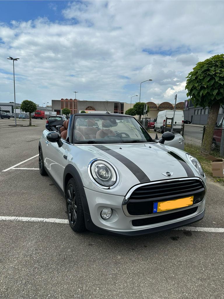 Mini Cooper Cabrio 1.5 136pk, Limited, 68k km, Dealer OH, 136 pk, Euro 6, Cabriolet, Leder