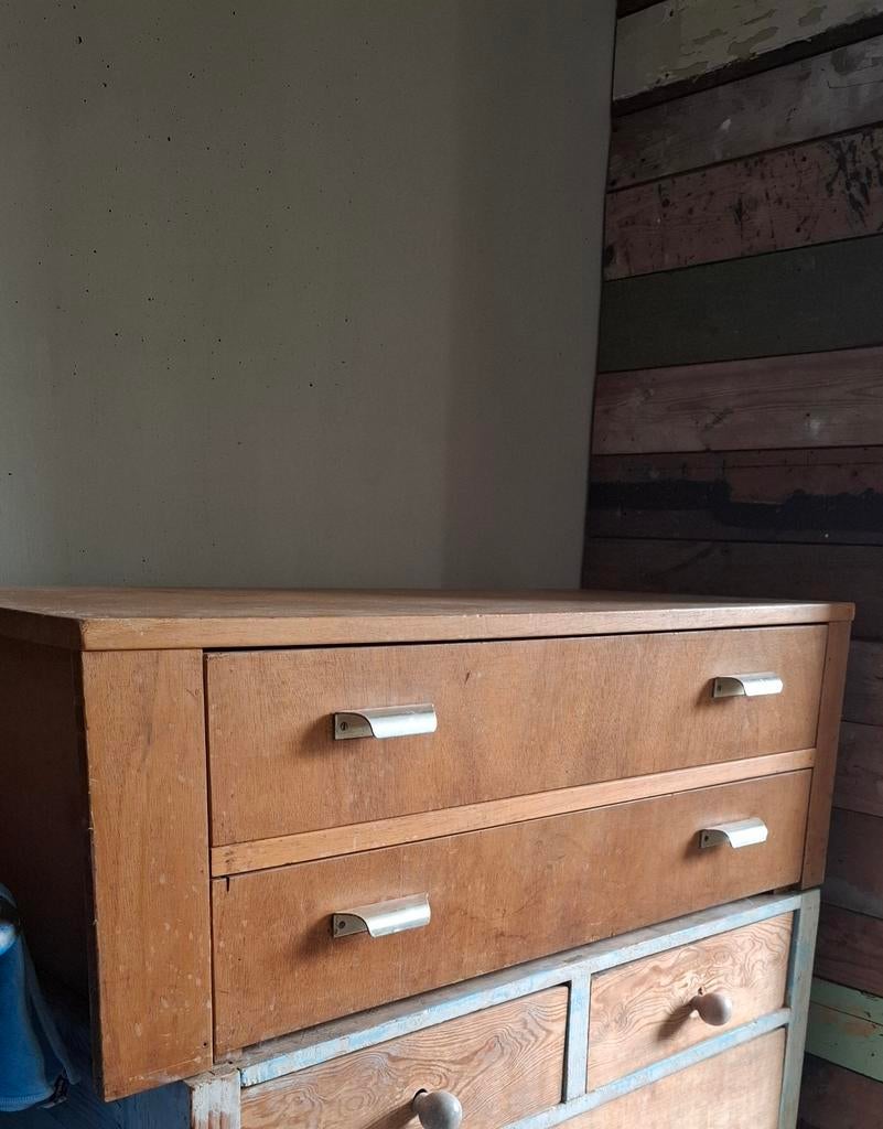 Vintage houten (tussen)kastje met twee lades, Antiek en Kunst, Ophalen