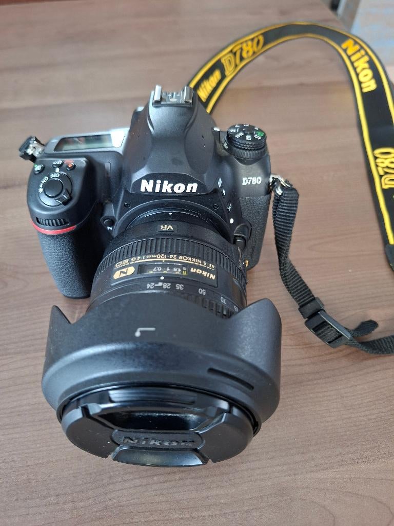 Nikon D780, Ophalen, Spiegelreflex, Zo goed als nieuw, Nikon