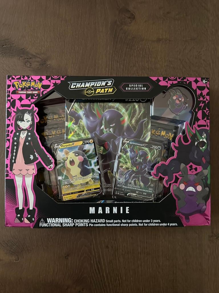 Champion's Path Marnie Special Collection Box, Hobby en Vrije tijd, Verzamelkaartspellen | Pokémon, Ophalen of Verzenden, Nieuw