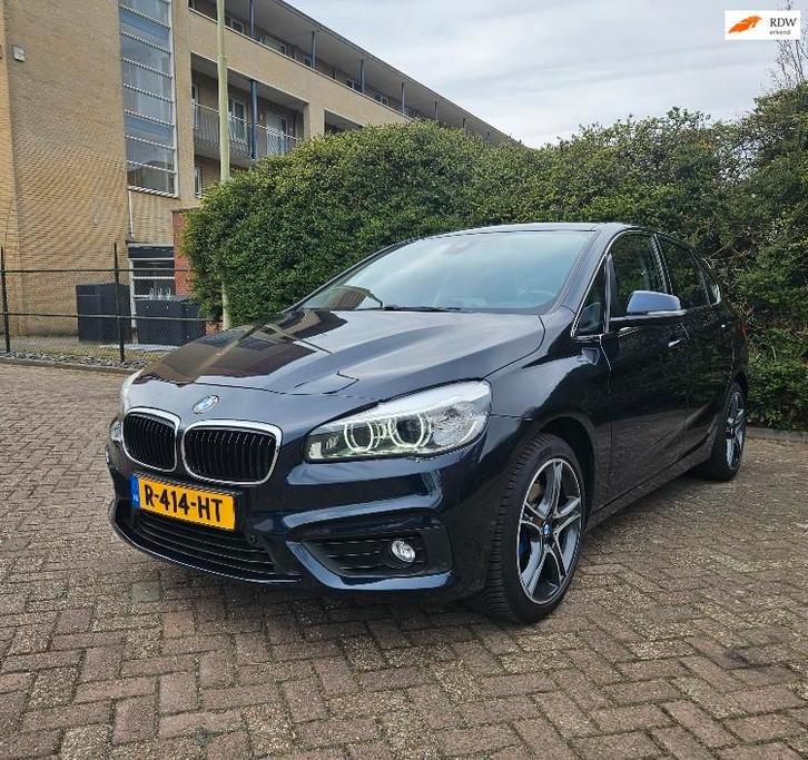 BMW 2-serie Active Tourer 218i Centennial High Executive, Auto's, BMW, Bedrijf, Te koop, 2-Serie Active Tourer, ABS, Airbags, Airconditioning