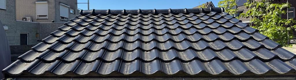 Koranic VHV mat zwart geglazuurde keramische dakpannen, Ophalen, Steen of Klei, Zwart, Zo goed als nieuw