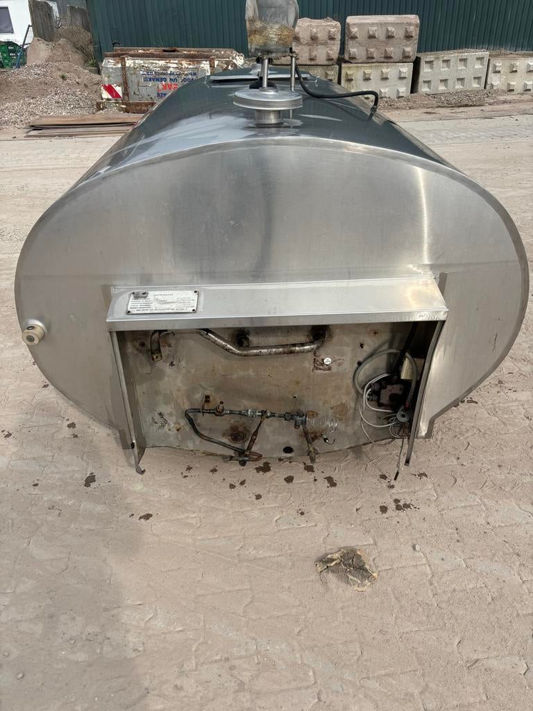 Melktank, Ophalen