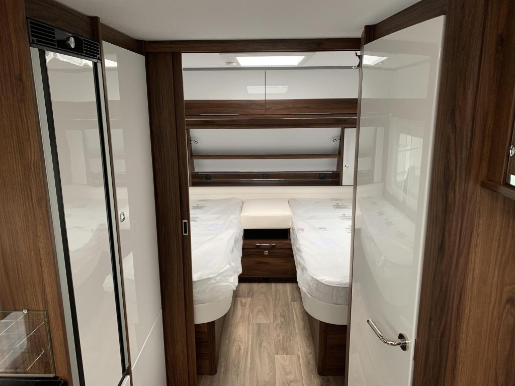 Fendt Diamant 560 SG Model 2026, Caravans en Kamperen, Caravans, Rondzit, Bedrijf, Overige typen, Tot en met 4