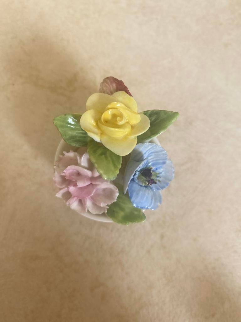 Coalport porseleinen bloemenornament, Antiek en Kunst, Ophalen of Verzenden