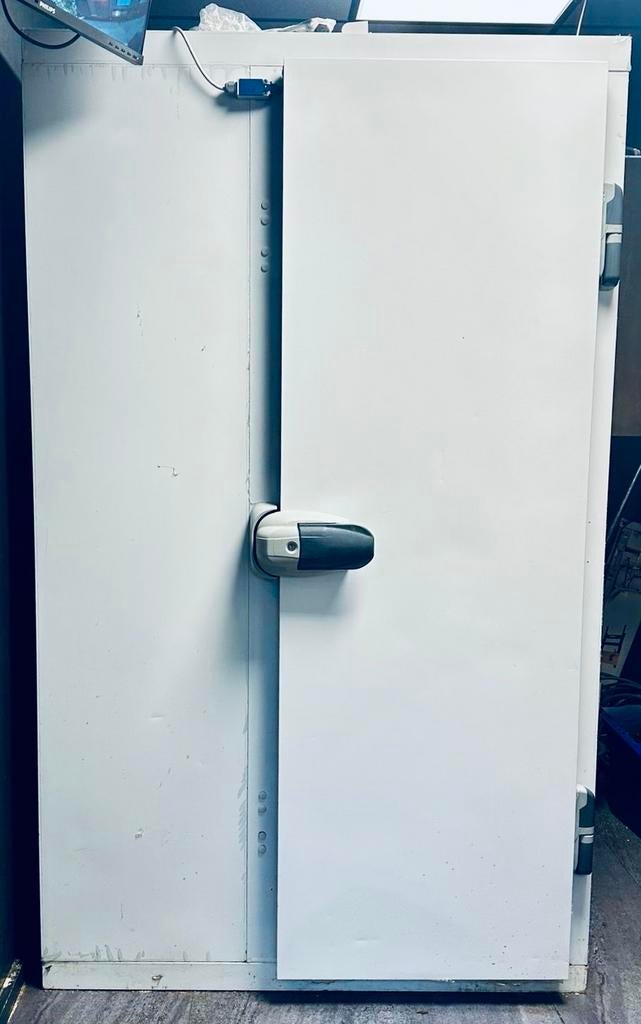 Koelcel - inclusief Combisteel motor - 201 x 150 x 120 cm, Ophalen, Gebruikt, Koelen en Vriezen