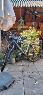 MOUNTAINBIKE GIANT 26 INCH 52 CM ALU FRAME I.Z.G.S., Fietsen en Brommers, Fietsen | Jongens, Ophalen, Zo goed als nieuw, 26 inch of meer