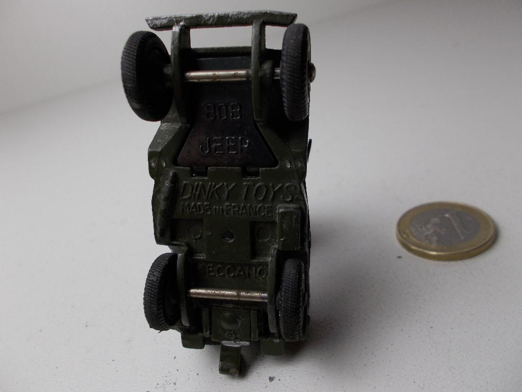 1959 Dinky Toys 80B JEEP. + DRIVER, STUUR & WINDSCREEN! (-B), Ophalen of Verzenden, Gebruikt, Auto, Dinky Toys