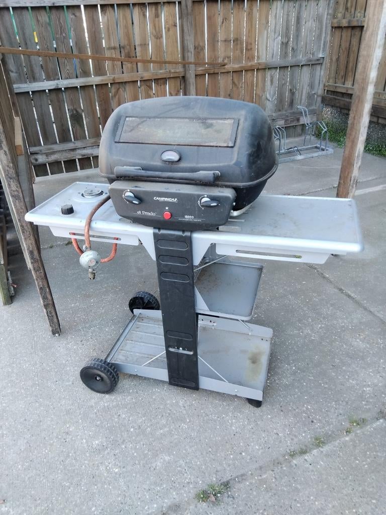 Campingaz gasbarbecue - Ideaal voor de tuin of camping, Ophalen, Chemin de la Grande Vigne, 69340 Francheville, Frankrijk, Gebruikt
