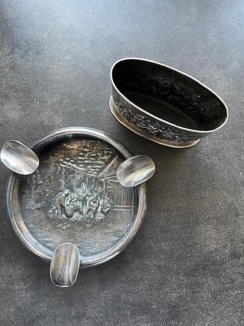 Verzilverde asbak en sigaretten houder met decoratie, Ophalen of Verzenden, Zilver