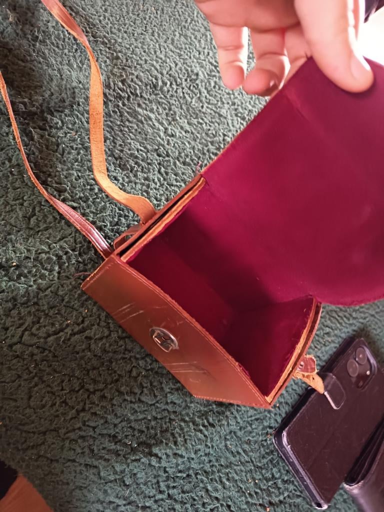 Vintage Boxcamera met Leren Tas - Klassieke Fotografie, Audio, Tv en Foto, Fotocamera's Analoog, Ophalen, Gebruikt, Compact, Overige Merken