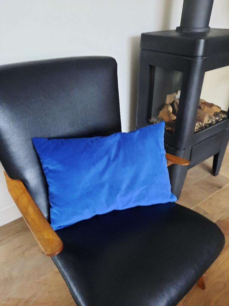 Kussen(hoes) Sanela IKEA 40x58 cm blauw velvet +binnenkussen, Ophalen of Verzenden, Nieuw, Blauw, Rechthoekig