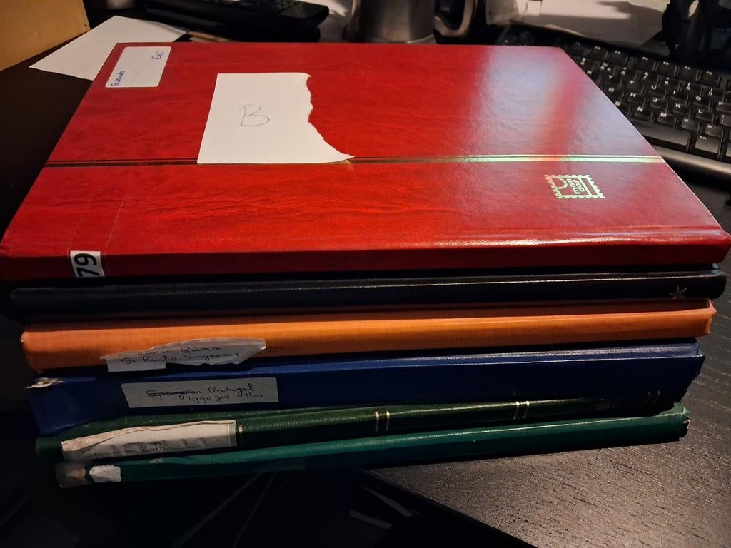 Doos B 6x insteekalbums postzegels wereld, Ophalen of Verzenden, Buitenland