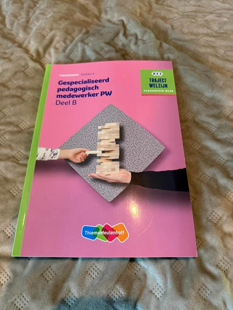 gespecialiseerd pedagogisch medewerker pw boek deel B, Ophalen of Verzenden, Nieuw, Overige niveaus, Overige vakken