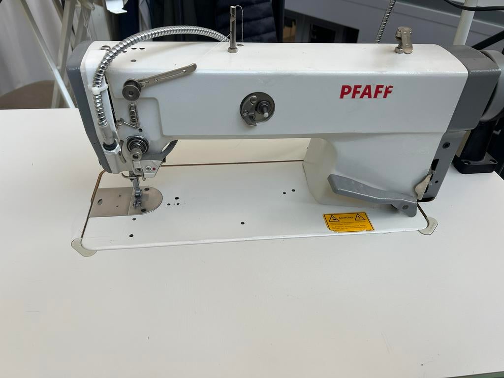 Pfaff 957 naaldtransport industrie naaimachine vol automaat, Hobby en Vrije tijd, Ophalen, Naaimachine, Industrieel, Gebruikt