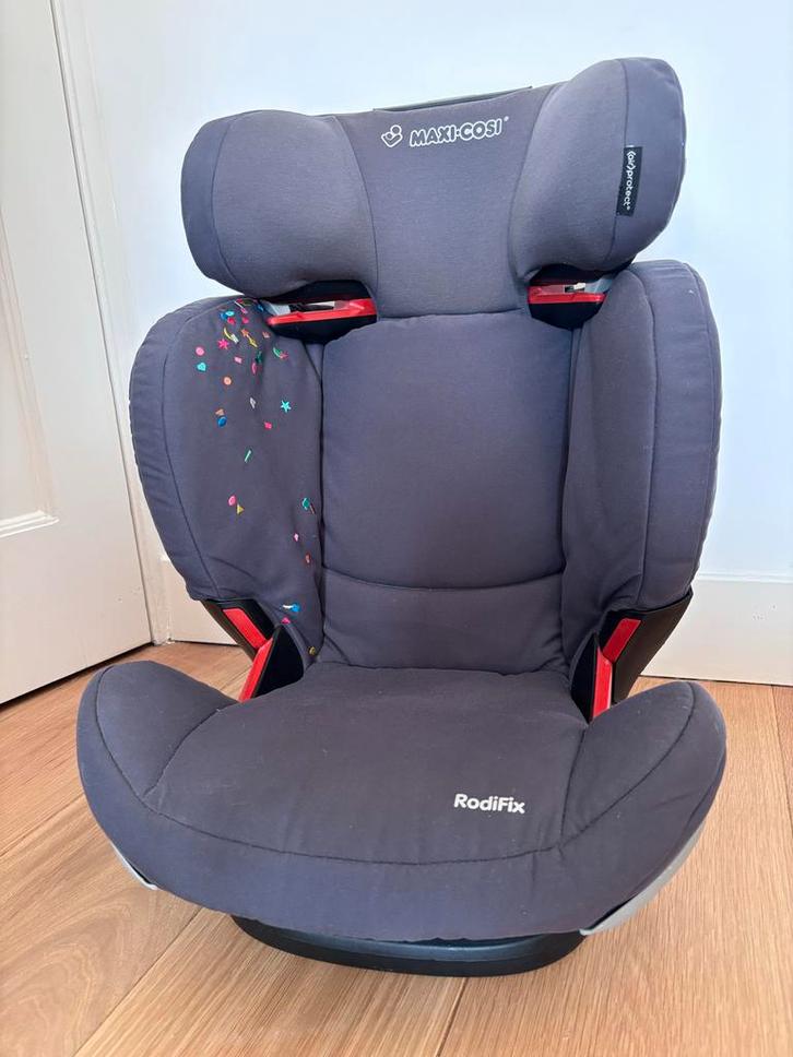 Keurige Maxi-Cosi RodiFix Isofix autostoel met hoes, Kinderen en Baby's, Autostoeltjes, Gebruikt, Maxi-Cosi, 15 t/m 36 kg, Isofix