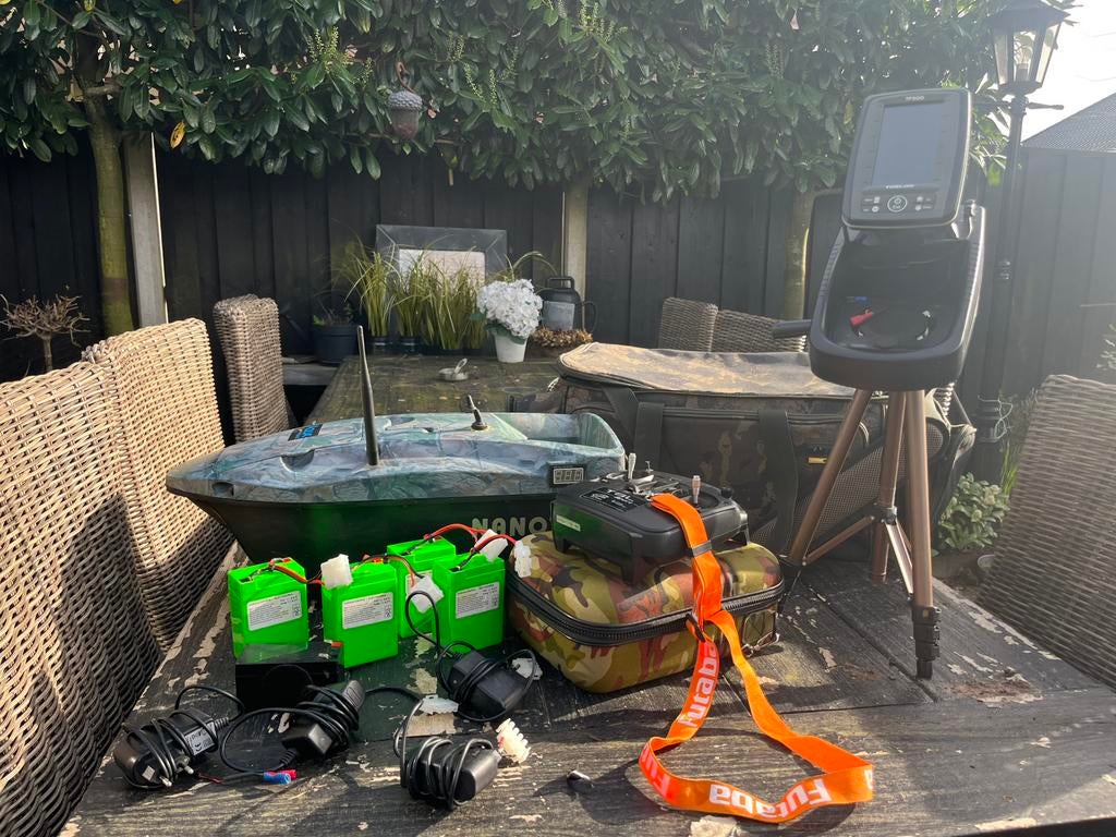 Nanotec voerboot met fishfinder + accessoires – compleet set, Ophalen of Verzenden, Gebruikt, Overige typen