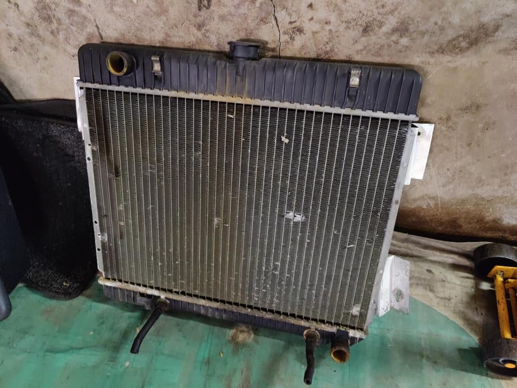 Mercedes Benz radiateur oldtimer, Ophalen
