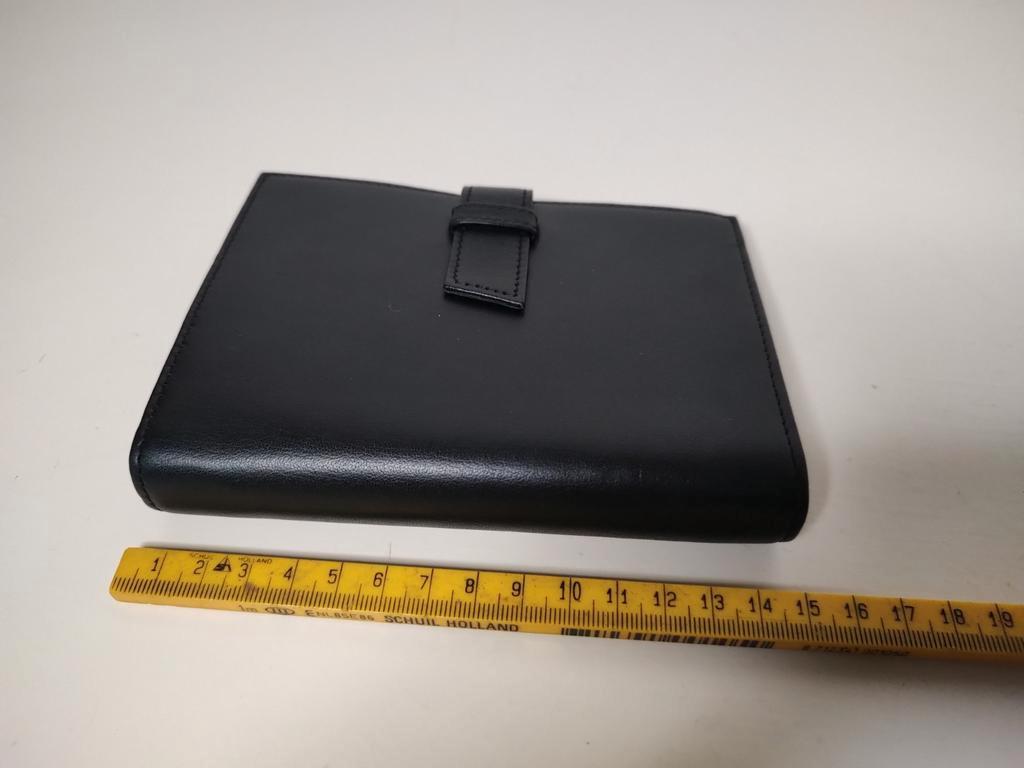 K633 Zwart lederen agenda-organizer model junior 80x125 mm, Onbekend, Ophalen of Verzenden, Zo goed als nieuw, Onbekend