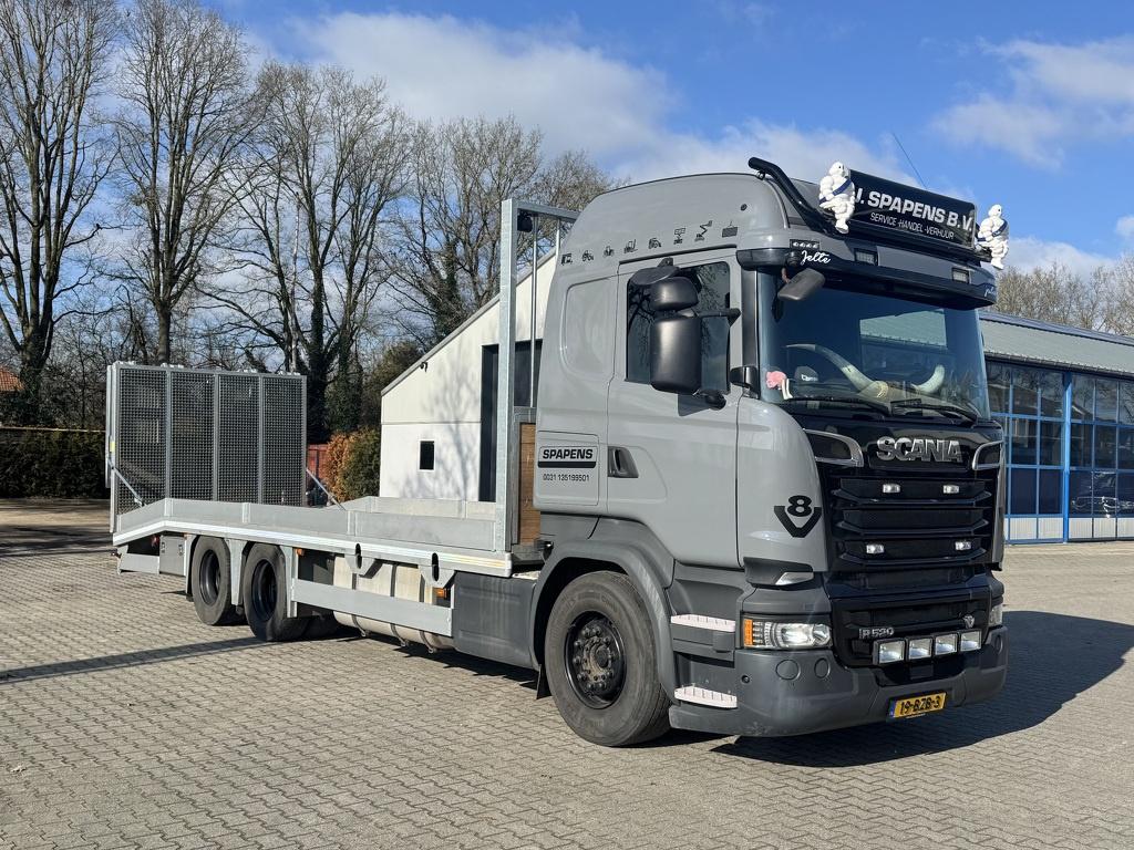 Scania R520 V8 euro 6 oprijwagen Nieuwe APK, Auto's, Vrachtwagens, Scania, Overige brandstoffen, Bedrijf, Te koop