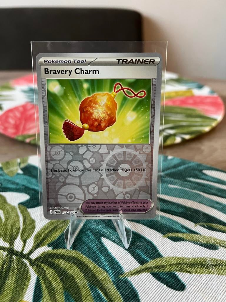 Pokémon TCG Bravery Charm Reverse Holo(PALEN 173/193), Ophalen of Verzenden, Zo goed als nieuw, Losse kaart