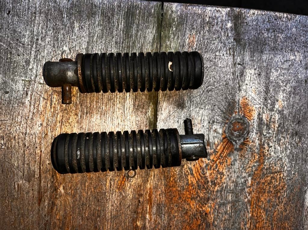 Originele voetsteuntjes bijrijder achterbrug Honda MTX ot, Ophalen of Verzenden, Zo goed als nieuw, Frame