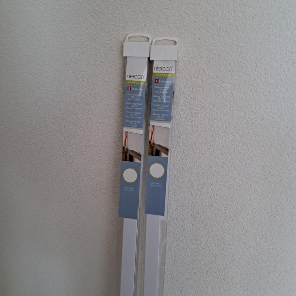 2 nieuwe schilderij ophangsysteem, Ophalen, Nieuw, Schilderij, 75 cm of meer