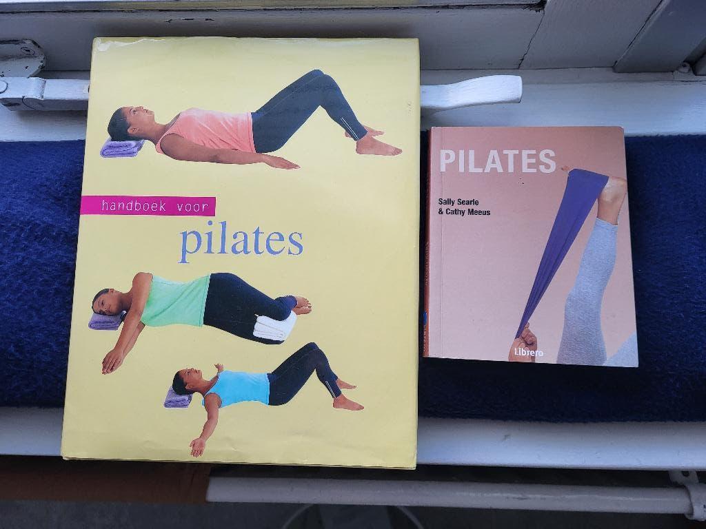 pilates, 2 leuke boeken, Sport en Fitness, Yoga en Pilates, Ophalen of Verzenden, Zo goed als nieuw, Overig