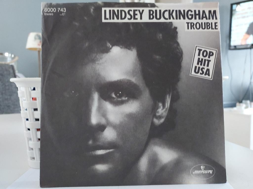 7" Single Lindsey Buckingham - Trouble / I'll Tell You Now, Gebruikt, 7 inch, Single, Ophalen of Verzenden
