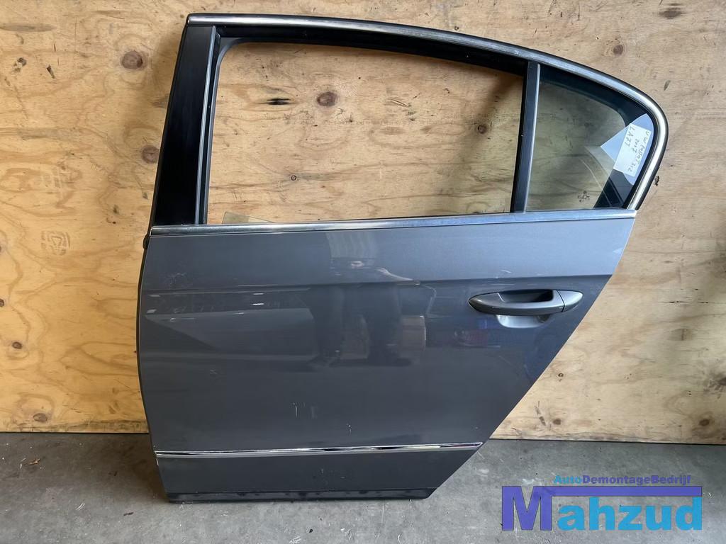 VW PASSAT B6 sedan grijs Links achter deur 2005-2010, Auto-onderdelen, Carrosserie en Plaatwerk, Deur, Volkswagen, Achter, Links