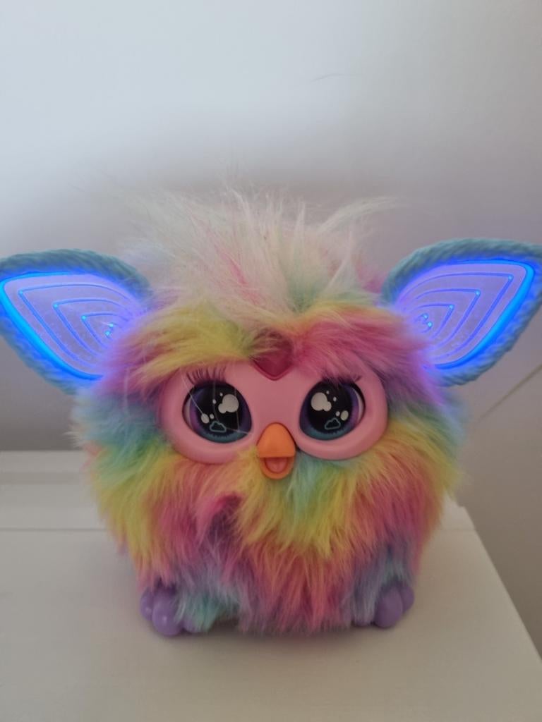 Furby Tie Dye, Nederlandstalig, Ophalen of Verzenden, Zo goed als nieuw