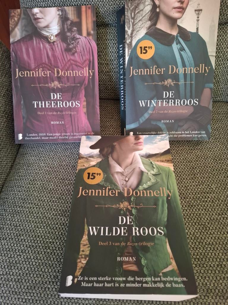 De Rozen-trilogie van Jennifer Donnelly (3 boeken), Boeken, Ophalen of Verzenden, Zo goed als nieuw, Jennifer Donnelly, Nederland