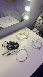 Drie echte iPhone opladers en een Action laden, Ophalen of Verzenden, Zo goed als nieuw, Apple iPhone