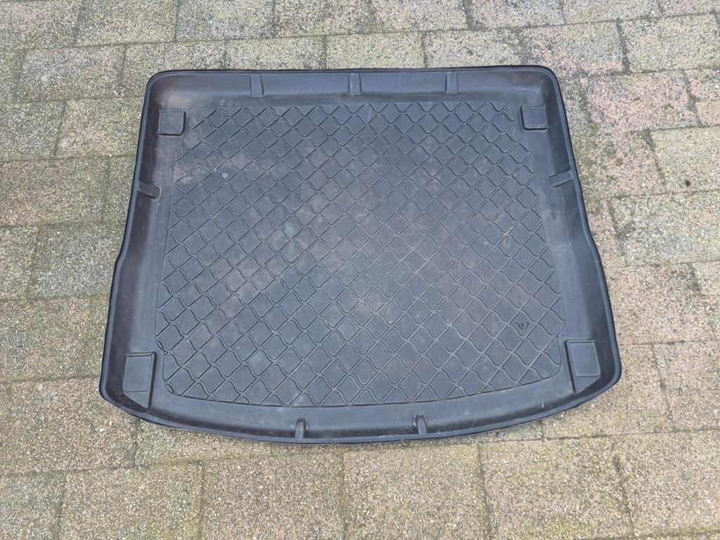 Kofferbakmat Ford Focus 2013 op maat, Auto diversen, Kofferbakmatten, Ophalen, Gebruikt