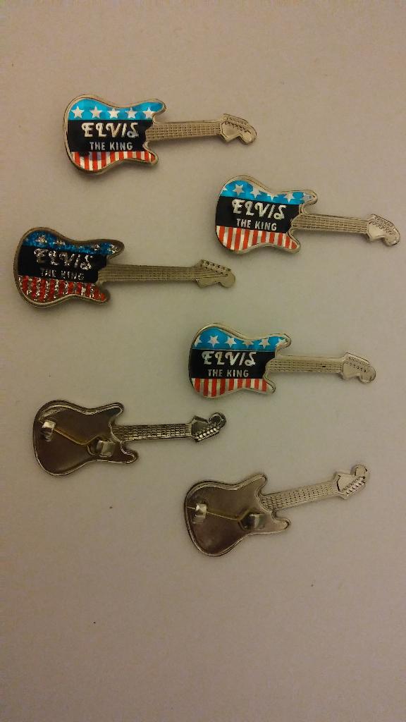 Elvis Presley the King artiest pop rock gitaar speldjes, Verzamelen, Ophalen of Verzenden, Gebruikt
