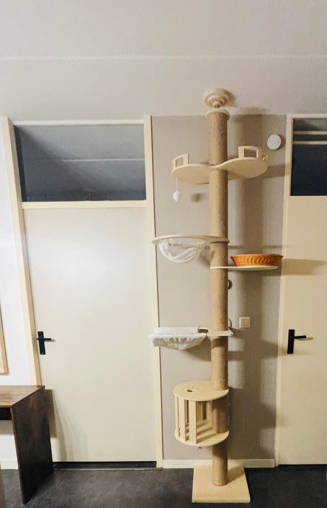 Kattenboom (krabpaal) 2 weken in gebruik geweest!, Dieren en Toebehoren, Ophalen, Zo goed als nieuw, Krabpaal