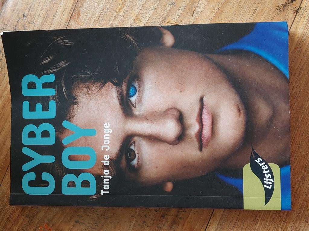 Cyber Boy - Tanja de Jonge, Ophalen of Verzenden, Gelezen