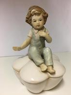 Beeld Covered Box Jongen, Ophalen of Verzenden, Zo goed als nieuw, Mens