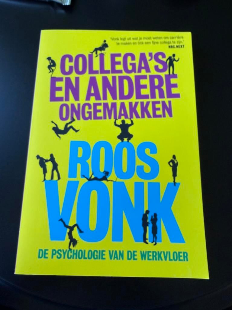 Roos Vonk - Collega's en andere ongemakken, Boeken, Ophalen of Verzenden, Zo goed als nieuw, Roos Vonk