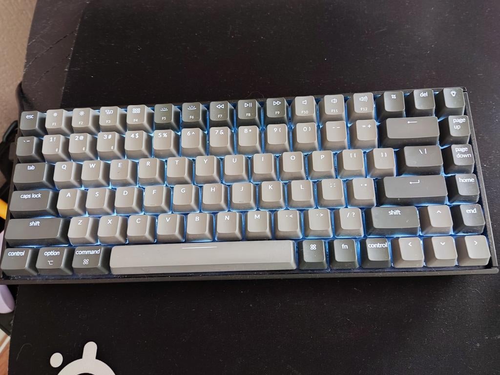 Keychron K2 Mechanische toetsenbord, Computers en Software, Toetsenborden, Ophalen, Zo goed als nieuw