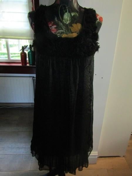 F773 Fransa mt M jurk zwart rozen little black dress, Kleding | Dames, Jurken, Maat 38/40 (M), Verzenden, Fransa, Zwart