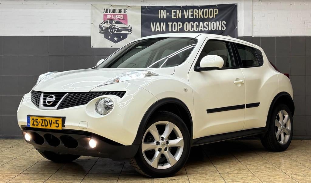 Nissan Juke 1.6 Acenta /2DE EIGN /Nieuwe Staat /Rijklaar, Auto's, Nissan, Euro 5, Stof, Zwart, 4 cilinders