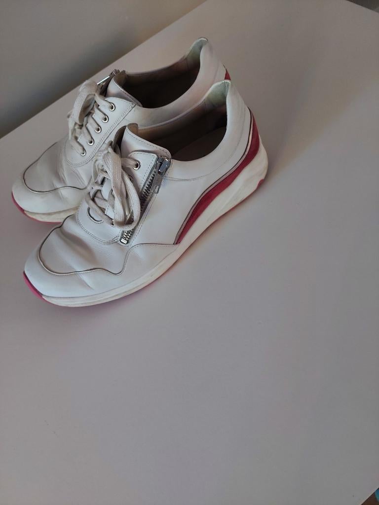 Solidus sneakers wit met roze accenten, maat 7, Solidus, Wit, Ophalen of Verzenden, Sneakers of Gympen