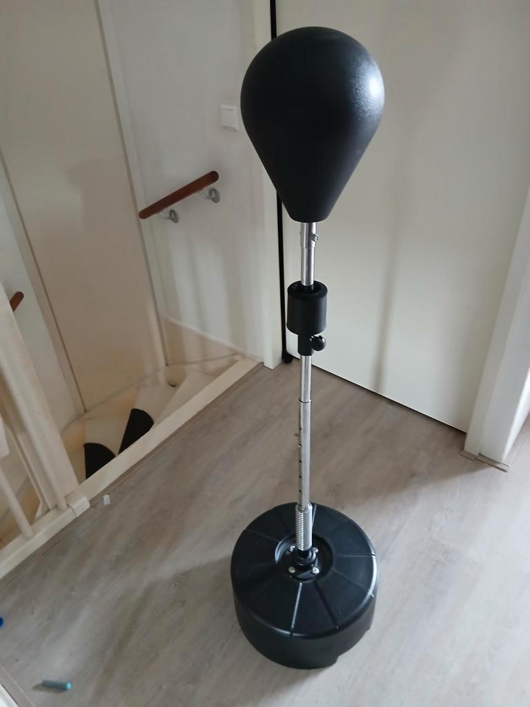 Boxbal, Ophalen, Zo goed als nieuw, Bokszak