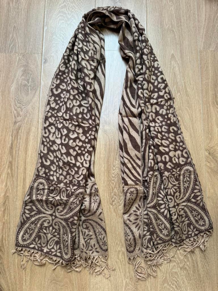 Dames sjaal beige/bruin 166 x 67 cm, Kleding | Dames, Mutsen, Sjaals en Handschoenen, Ophalen of Verzenden, Gedragen, Sjaal